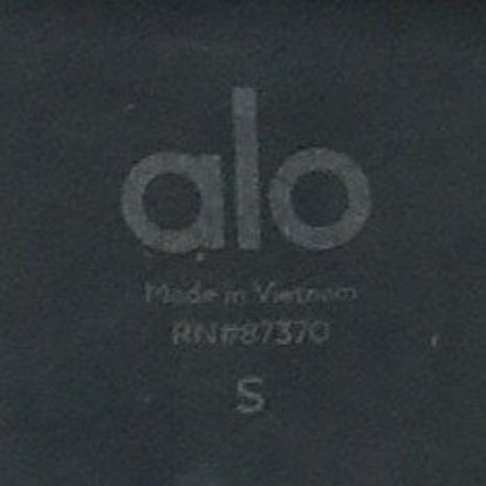 Alo Yoga Moto Leggings Women's Size Small Black Mesh Pintuck Activewear Pants - Picture 3 of 4